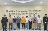 Công an triệt phá đường dây sản xuất 20.000 chai nước hoa giả 