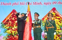 Chủ tịch nước trao danh hiệu Anh hùng Lực lượng vũ trang Nhân dân cho Quân khu 7