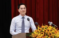 Đại biểu chất vấn Giám đốc Sở Xây dựng TP.HCM về nạn 'cò' nhà ở xã hội trên TikTok