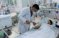 Vụ ngộ độc cá chép ủ chua: Bệnh viện Chợ Rẫy gửi công văn hỏa tốc 