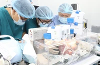 TP.HCM: 2 bệnh viện phối hợp phẫu thuật cứu bé sơ sinh 