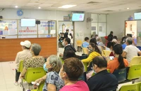 Vụ sập nhà 4 tầng ở TP.HCM: 2 nạn nhân bị đa chấn thương