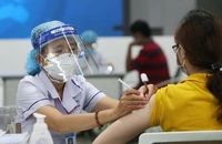 Phát hiện biến thể phụ COVID-19, người dân không nên hoang mang