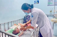 Tiêm vaccine sởi đạt độ bao phủ, sao ca mắc mới vẫn tăng?