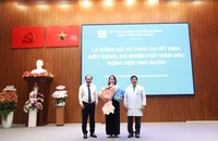 Bệnh viện Ung Bướu TP.HCM có phó giám đốc mới