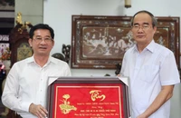Lãnh đạo TP.HCM thăm, tri ân cán bộ lão thành ngành y tế