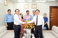 Nhiều đơn vị thăm và chúc mừng Báo Pháp Luật TP.HCM