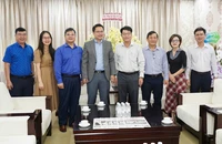 Trường Đại học Luật TP.HCM thăm và chúc mừng Báo Pháp Luật TP.HCM