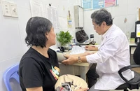 TP.HCM khám sức khỏe định kỳ miễn phí, người cao tuổi mừng vì được quan tâm 