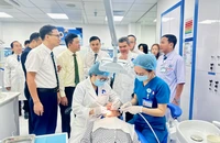 2 bệnh viện công phối hợp mở Trung tâm Răng Hàm Mặt kỹ thuật cao