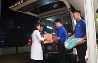 TP.HCM chi viện y tế, gửi hàng nghìn túi thuốc đến vùng mưa lũ miền Trung