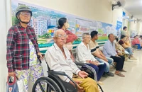 1 bệnh viện ở TP.HCM xin lỗi vì để bệnh nhân chờ đơn thuốc rất lâu