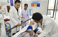 Du khách đột quỵ ở Côn Đảo được cấp cứu, chuyển viện bằng trực thăng với chi phí hơn 300 triệu