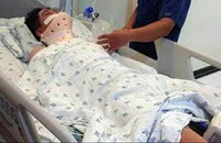 Sức khoẻ nam sinh lớp 8 nhập viện nghi do bị bạo lực học đường