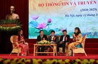 Bộ trưởng TT&TT: Thi đua phải lấy tinh thần yêu nước làm gốc