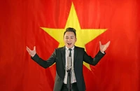 Ca sĩ Tùng Dương tung MV hát Quốc ca nhân ngày Giải phóng Thủ đô 10-10