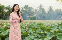Miền quê đẹp nên thơ trong MV 'Quê ơi' của Quán quân Sao Mai Huyền Trang