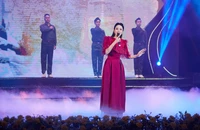 Ca sĩ Tân Nhàn trở lại sau 2 năm mất giọng: Có gì đặc biệt trong album DVD online?
