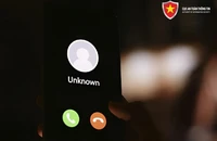 1 phụ nữ chuyển khoản 15 tỷ sau khi nhận cuộc gọi từ người tự xưng công an 