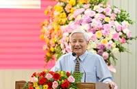Nhà báo Hà Đăng ra mắt sách 'Tinh hoa cách mạng Việt Nam' ở tuổi 96