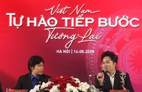 Ca sĩ Tùng Dương hát ca khúc mới của nhạc sĩ Nguyễn Văn Chung trong MV