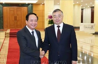 Trưởng Ban Tuyên truyền Trung ương Trung Quốc chúc mừng thành tựu của Việt Nam