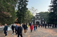 Lắp camera AI tại Lễ hội Du lịch Chùa Hương để giám sát văn minh lễ hội 