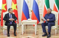 Thủ tướng Lê Minh Hưng gặp Người đứng đầu Cộng hòa Tatarstan