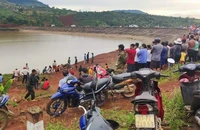 Lâm Đồng: 2 mẹ con và cháu họ chết đuối thương tâm
