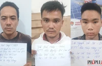Triệu tập 3 người phá quốc lộ để tăng doanh thu vá lốp xe