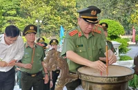 Bộ trưởng Bộ Công an tri ân các Anh hùng - Liệt sĩ ở Tây Ninh
