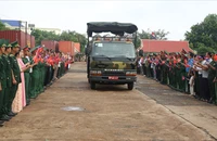 Trang trọng lễ đón 172 hài cốt liệt sĩ từ Campuchia về nước