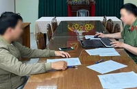 Bị công an mời vì xuyên tạc kỵ binh là 'dịch vụ cưỡi ngựa ngắm hồ Xuân Hương…' 