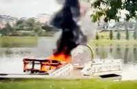 Vụ cháy trên cầu chữ Y ở hồ Xuân Hương là do đốt vàng mã