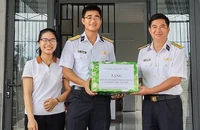 Vùng 4 Hải quân bàn giao nhà cho quân nhân có hoàn cảnh khó khăn