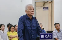 Cựu chủ nhiệm hợp tác xã nhận gần 1 tỉ đồng để cải tạo xe trái luật