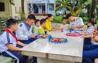 Điều ước đêm rằm trung thu của những em nhỏ trên đảo Trường Sa