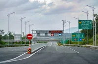 Loay hoay làm trạm dừng nghỉ trên Cao tốc Nha Trang - Cam Lâm, Cam Lâm - Vĩnh Hảo