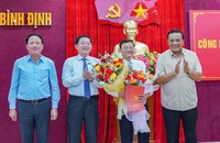 Ban Bí thư chuẩn y ông Nguyễn Tự Công Hoàng tham gia Ban Thường vụ Tỉnh ủy Bình Định