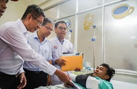 Điều trị miễn phí cho các nạn nhân trong vụ sạt lở trên đèo Khánh Lê 