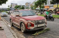 Nha Trang sau lụt lịch sử: Ô tô chờ sửa la liệt, hẹn đến Tết mới xong