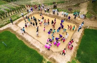 Lớp học giữa đại ngàn đánh thức đam mê khám phá của học sinh