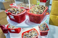 Phù phép hàng ngàn chai dầu hít giá rẻ thành hàng ngoại nhập, 1 giám đốc bị khởi tố