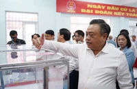 Chủ nhiệm Ủy ban Kiểm tra Trung ương kiểm tra công tác chuẩn bị bầu cử tại Khánh Hòa
