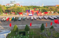 Chùm ảnh: Những cử tri đặc biệt trên đảo Trường Sa đi bầu cử