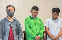 Khởi tố 3 người đổ chất thải trái phép từ dự án khu đô thị ra môi trường