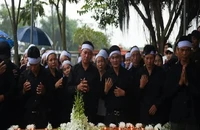 Ảnh chụp tại tang lễ của một trong những nạn nhân. Ảnh: AFP 