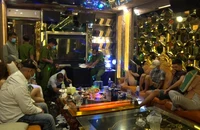Phát hiện 132 người dương tính với ma túy tại quán karaoke