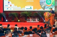 Thủ tướng: Nhà đầu tư đừng cam kết ngàn tỉ rồi không làm
