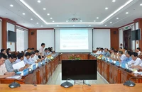 Lãnh đạo 2 tỉnh Sóc Trăng và Hậu Giang bàn chính sách bồi thường cho dự án cao tốc 